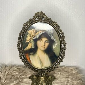 Ornate Gold Oval Decorative Picture Frame with Portrait